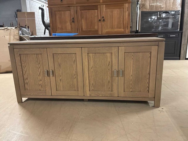 Akira dressoir - afbeelding 8 van  13