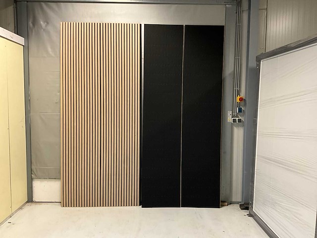 Akoestisch wandpaneel licht eiken 2600x60mm (20x) - afbeelding 2 van  7