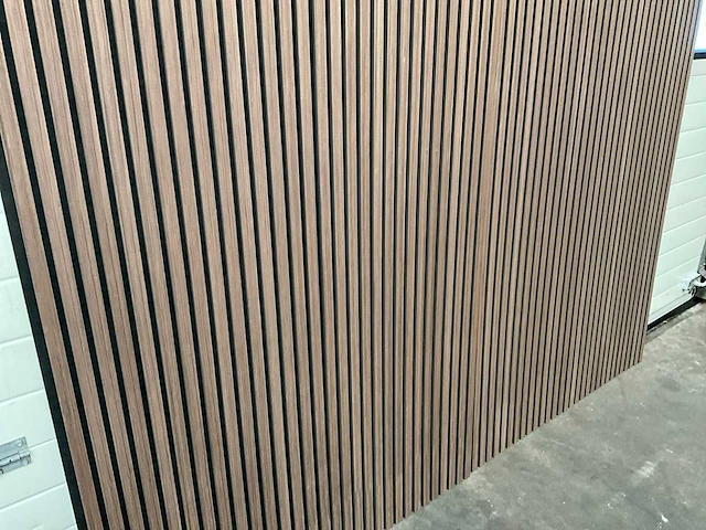 Akoestisch wandpaneel walnoot 2600x600mm (12x) - afbeelding 7 van  8