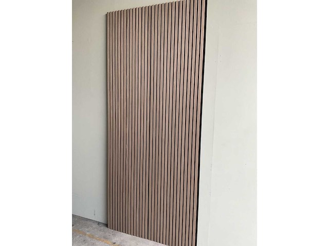 Akoestisch wandpaneel walnoot 2800x600x21mm (12x) - afbeelding 3 van  6