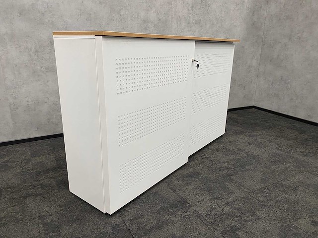 Akoestische schuifdeurkast wit - met sleutel - afbeelding 7 van  14