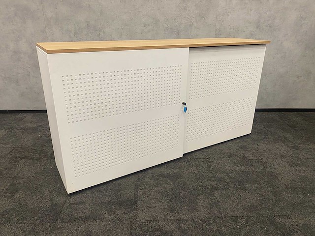 Akoestische schuifdeurkast wit - met sleutel - afbeelding 1 van  10