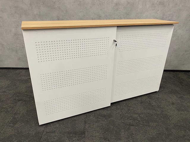 Akoestische schuifdeurkast wit - met sleutel - afbeelding 1 van  14