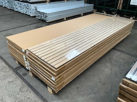 Akoestische wandpanelen eiken - extra breed 280x60 cm (40x) - afbeelding 3 van  4