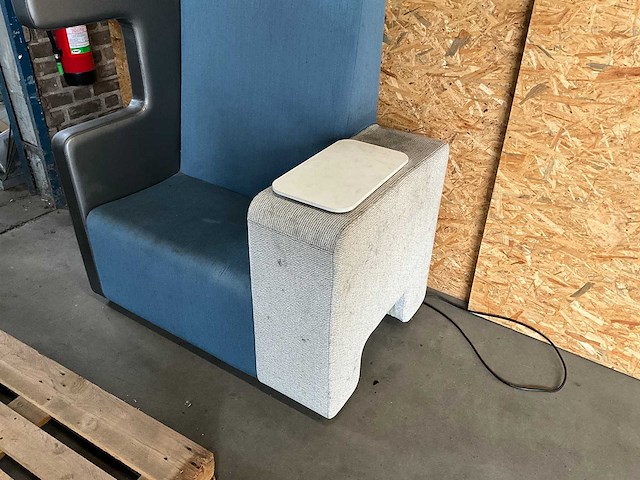 Akoestische werkplek v.v. tafeltje en stroom 120x80x145cm - afbeelding 5 van  6