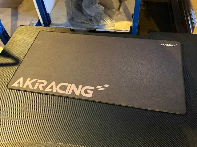 Akracing gaming bureau opstelling - afbeelding 10 van  12