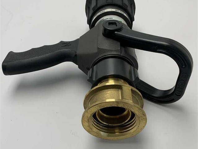 Akron 1704 turbojet bsp fire nozzle with adjustable flow - afbeelding 4 van  6