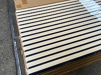 Akupanel - eiken - akoestisch wandpaneel 280x60 cm (36x) - afbeelding 2 van  4