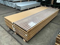 Akupanel walnoot luxe breed akoestisch wandpaneel 280x60 cm (44x) - afbeelding 2 van  3