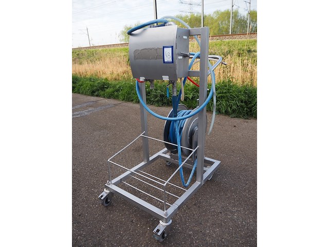 Akwa+ - afbeelding 1 van  8