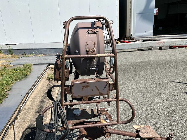 Albiswerk b200s/riv militaire schijnwerper - afbeelding 4 van  7