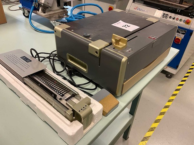 Albyco nb989 ponsmachine - afbeelding 2 van  2
