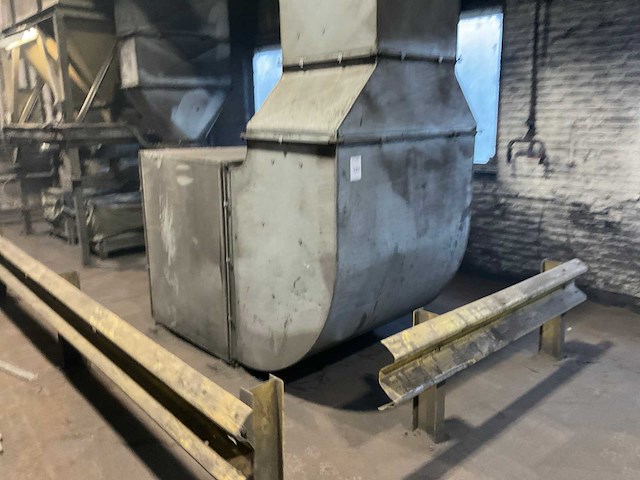 Alcan filterafzuiginstallatie - afbeelding 13 van  17