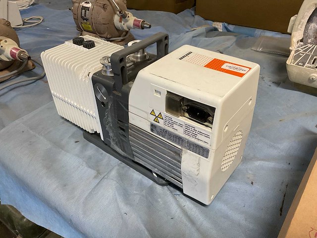 Alcatel pascal 2010 sd vacuum pomp - afbeelding 4 van  6