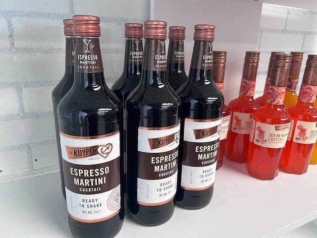 Alcoholische (cocktail)drank (19x) - afbeelding 2 van  4