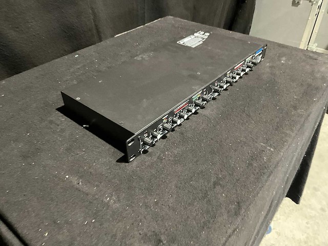 Alesis 3632 compressor - afbeelding 4 van  11