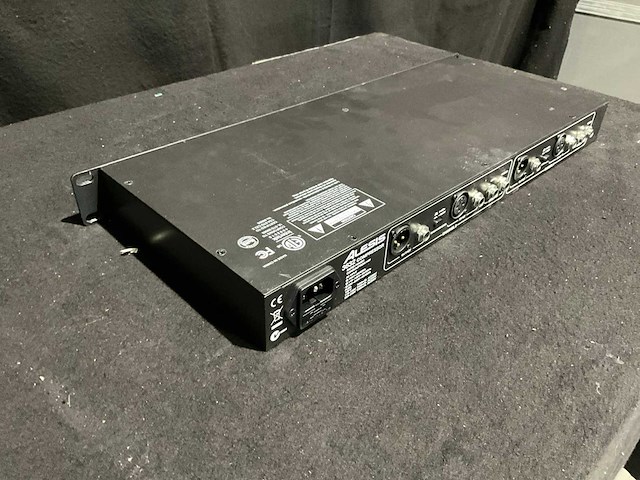 Alesis 3632 compressor - afbeelding 6 van  11