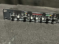 Alesis 3632 compressor - afbeelding 10 van  11