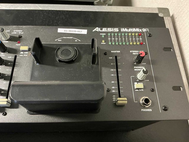 Alesis imultimix 9r rackmixer - afbeelding 4 van  6