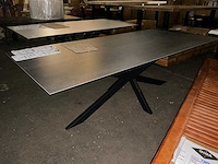 Alesso eetkamertafel 240cm - afbeelding 1 van  5