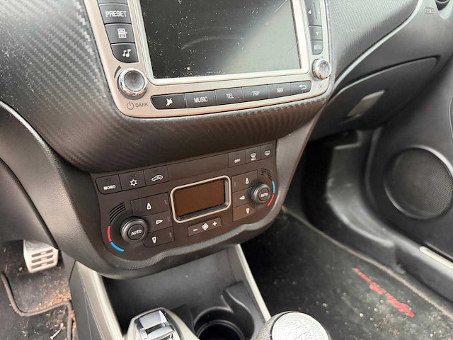 Alfa - romeo - mito 1.3 jtdm eco dist. - personenauto - 2012 - afbeelding 3 van  24