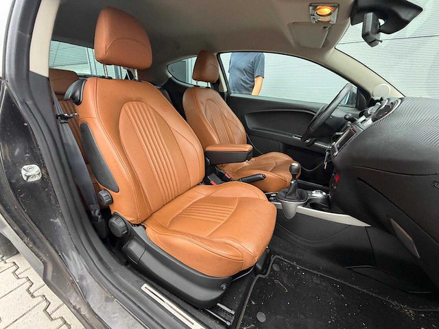 Alfa - romeo - mito 1.3 jtdm eco dist. - personenauto - 2012 - afbeelding 7 van  24