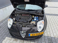 Alfa - romeo - mito 1.3 jtdm eco dist. - personenauto - 2012 - afbeelding 8 van  24