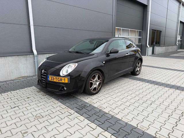Alfa - romeo - mito 1.3 jtdm eco dist. - personenauto - 2012 - afbeelding 1 van  24