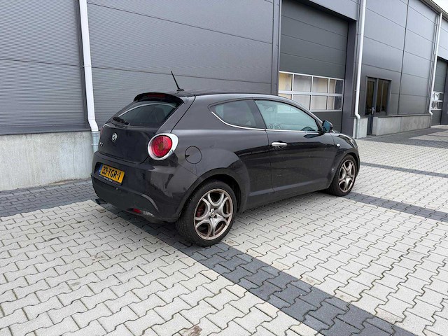 Alfa - romeo - mito 1.3 jtdm eco dist. - personenauto - 2012 - afbeelding 20 van  24
