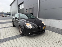 Alfa - romeo - mito 1.3 jtdm eco dist. - personenauto - 2012 - afbeelding 21 van  24