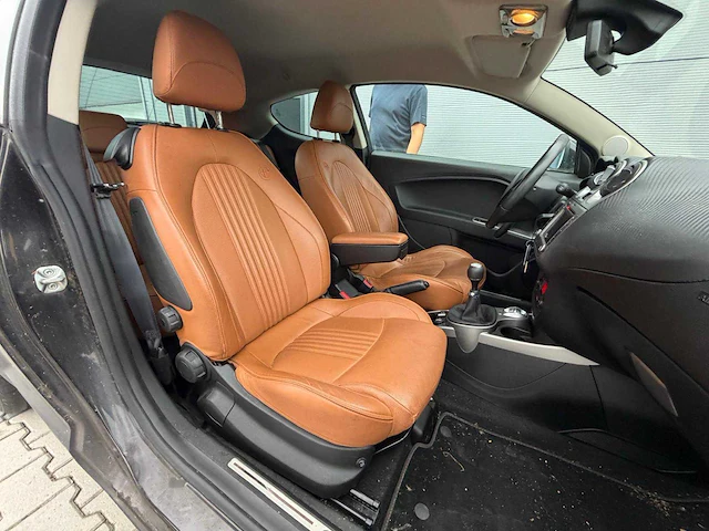 Alfa - romeo - mito 1.3 jtdm eco dist. - personenauto - 2012 - afbeelding 7 van  24