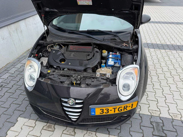 Alfa - romeo - mito 1.3 jtdm eco dist. - personenauto - 2012 - afbeelding 8 van  24