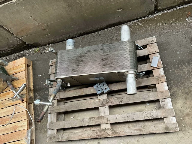 Alfa-laval ac500eq-100h-f platenwarmtewisselaar - afbeelding 1 van  5