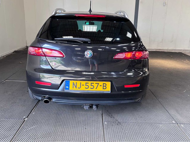 Alfa romeo - 159 - sportwagon - 1.9 jtd ti - car - 2008 - afbeelding 19 van  24