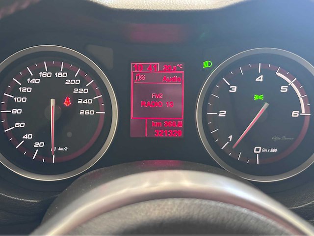 Alfa romeo - 159 - sportwagon - 1.9 jtd ti - car - 2008 - afbeelding 13 van  24