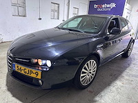 Alfa romeo - 159 sportwagon - 1.9 jtd q-tr. prog. - 56-gjp-9- 2009 - afbeelding 1 van  16