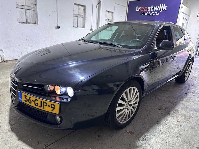 Alfa romeo - 159 sportwagon - 1.9 jtd q-tr. prog. - 56-gjp-9- 2009 - afbeelding 1 van  18
