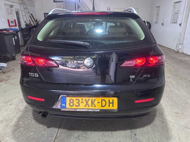 Alfa romeo - 159 sportwagon - 1.9 jts distinctive - 83-xk-dh- 2007 - afbeelding 3 van  18