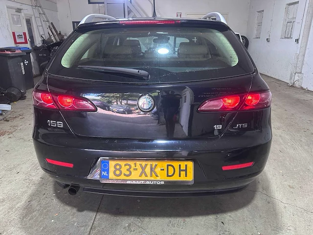 Alfa romeo - 159 sportwagon - 1.9 jts distinctive - 83-xk-dh- 2007 - afbeelding 12 van  18