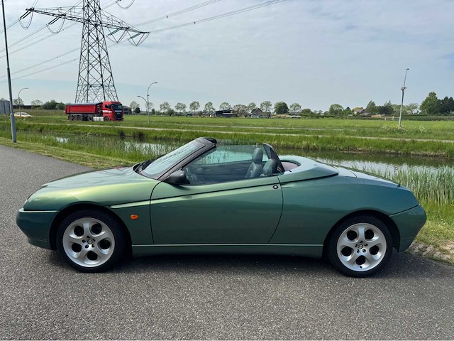 Alfa romeo - 1998 - spider v6 - 3.0-12v v6 - personenauto - afbeelding 18 van  24