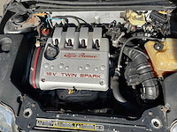 Alfa romeo - 2000 - gtv - 2.0-16v t.spark l - personenauto - afbeelding 7 van  20
