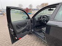 Alfa romeo - 2005 - 147 - personenauto - afbeelding 3 van  13