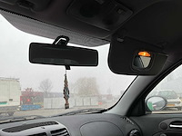 Alfa romeo - 2005 - 147 - personenauto - afbeelding 8 van  13