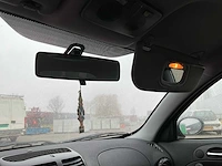 Alfa romeo - 2005 - 147 - personenauto - afbeelding 4 van  18