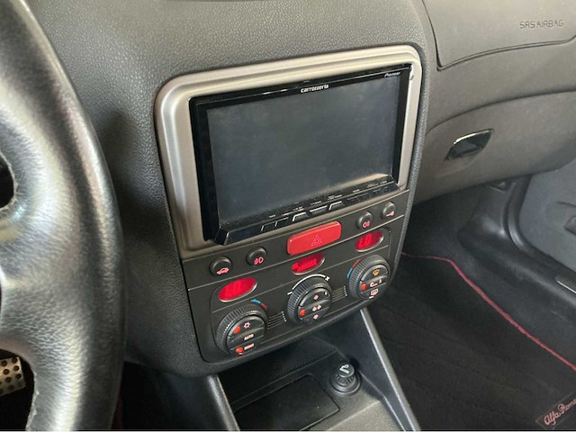Alfa romeo - 2006 - 147 - gta - personenauto - afbeelding 18 van  28