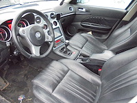 Alfa romeo - 2007 - 159 - 2.2 jts sport - 63-tp-zf - afbeelding 11 van  14