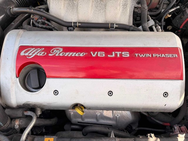 Alfa romeo - 2008 - spider - 3.2 jts q4 exclusive - personenauto - afbeelding 16 van  24