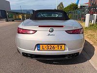 Alfa romeo - 2008 - spider - 3.2 jts q4 exclusive - personenauto - afbeelding 21 van  24