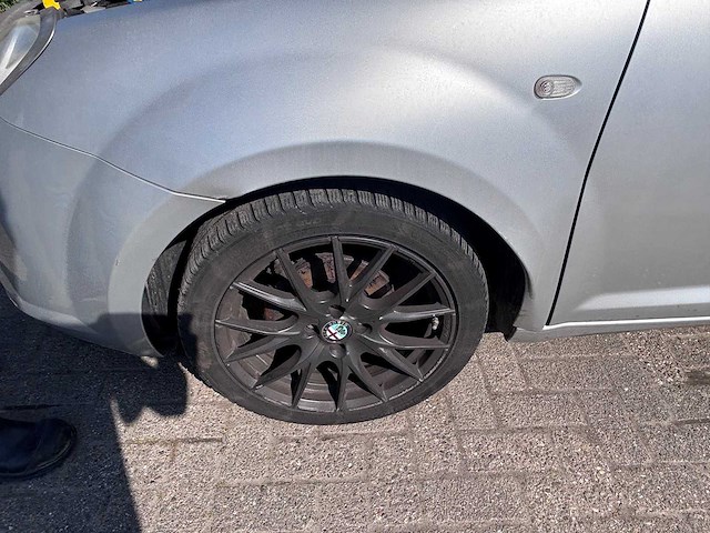 Alfa romeo - 2009 - mito - 1.4 progression - personenauto - afbeelding 13 van  29