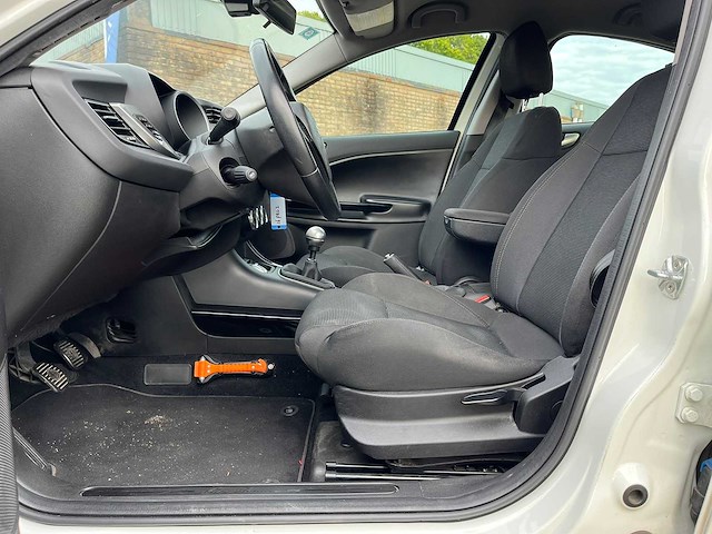 Alfa romeo - 2011 - giulietta - 1.4 turbo distinctive - personenauto - afbeelding 11 van  16